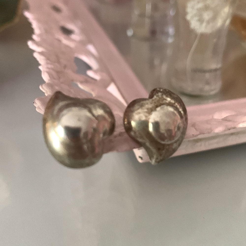 Sterling silver heart earrings. Vintage